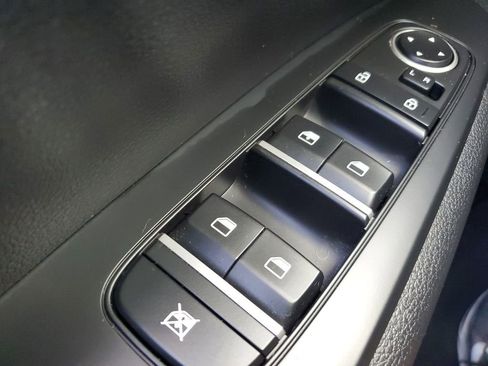 Used 2022 Kia Forte LXS image 32