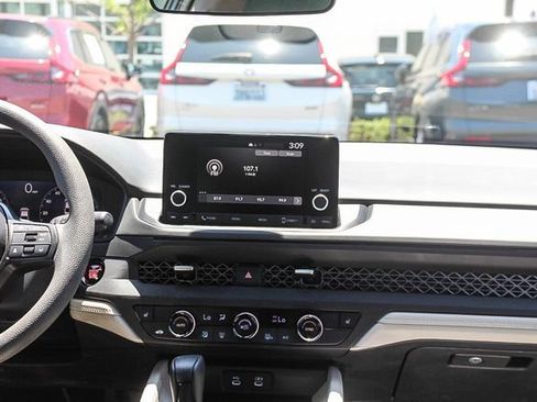 Used 2024 Honda Accord EX image 18