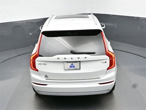 Used 2022 Volvo XC90 T6 Momentum w/ Advanced Package image 47