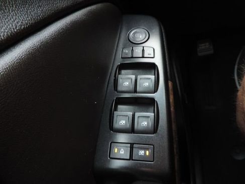 Used 2020 Chevrolet Tahoe LT w/ Luxury Package image 28