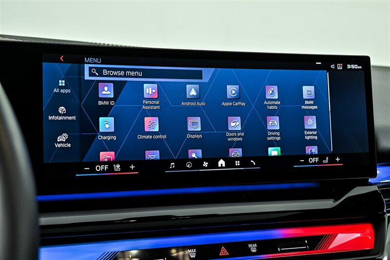 Used 2025 BMW M5 Touring AWD/4WD image 35