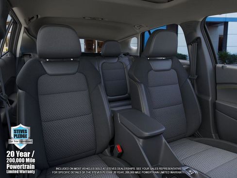 New 2026 Chevrolet Trax LT w/ Sunroof Package image 16