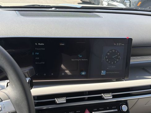 New 2026 Hyundai Tucson Blue SE image 18