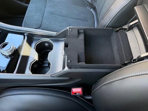 New 2025 Jeep Grand Cherokee L Altitude image 35