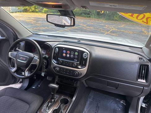 Used 2016 GMC Canyon SLE w/ SLE Convenience Package image 30