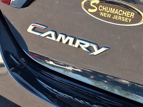 Used 2016 Toyota Camry XLE w/ Moonroof Package FWD image 30