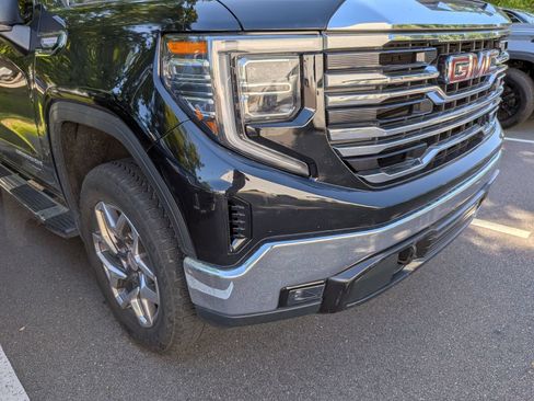 Used 2023 GMC Sierra 1500 SLT RWD image 10