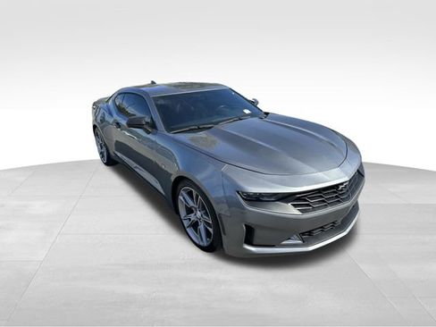 Used 2021 Chevrolet Camaro LT w/ RS Package image 7