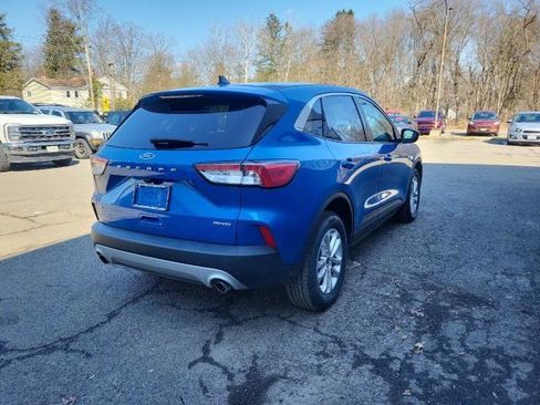 Used 2020 Ford Escape SE image 6