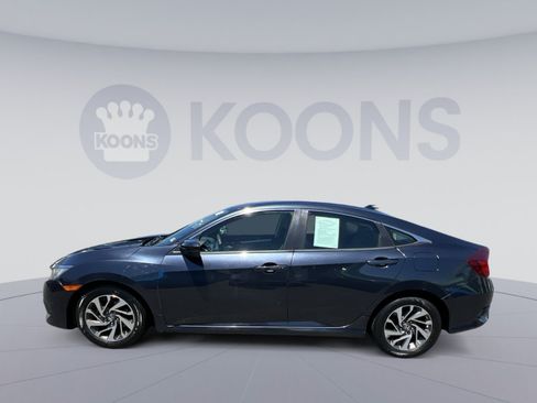 Used 2018 Honda Civic EX image 13