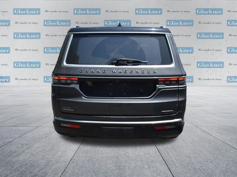 Used 2022 Jeep Grand Wagoneer Series III AWD/4WD image 12
