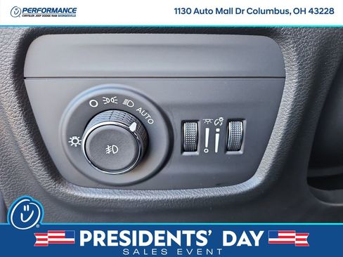 New 2025 Jeep Grand Cherokee Summit w/ Adv Protech Group IV image 31