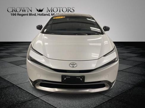 Used 2024 Toyota Prius Prime Premium w/ Advanced Technology Package FWD image 2