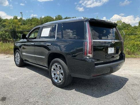 Used 2019 Cadillac Escalade Premium Luxury AWD/4WD image 26