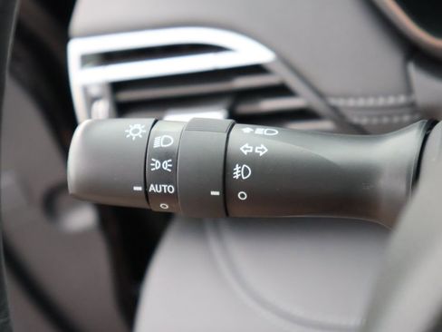 Used 2024 Subaru Outback Touring XT AWD/4WD image 33