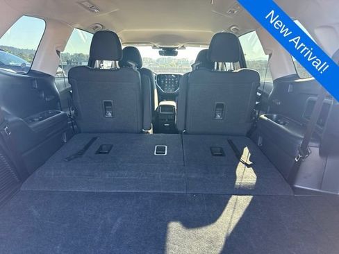 Certified 2025 Subaru Ascent Premium AWD/4WD image 9