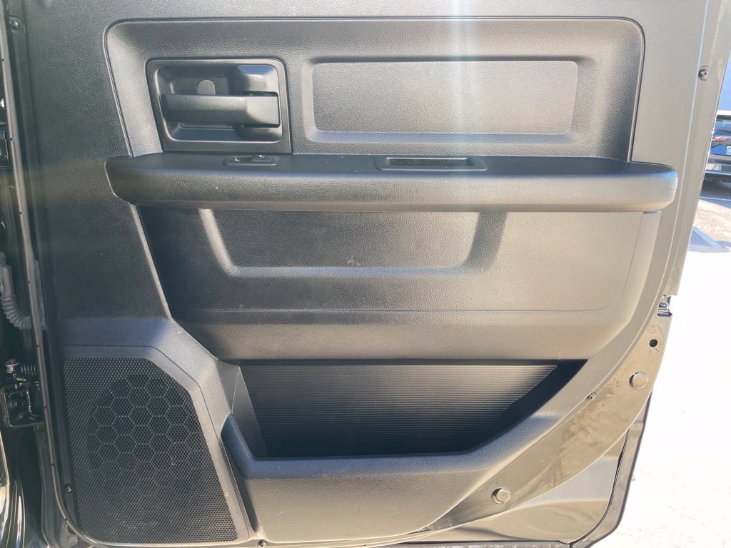 Used 2017 RAM 2500 Tradesman w/ Chrome Appearance Group AWD/4WD image 23