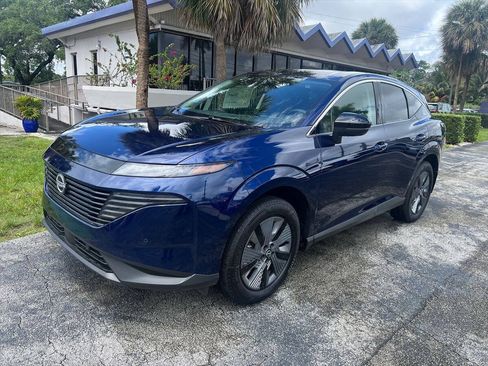 Used 2025 Nissan Murano SL AWD/4WD image 2