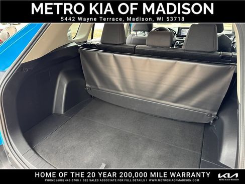 Used 2021 Toyota RAV4 LE AWD/4WD image 35
