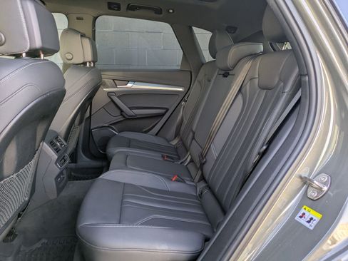 Certified 2025 Audi Q5 2.0T Premium w/ Convenience Plus Package image 25