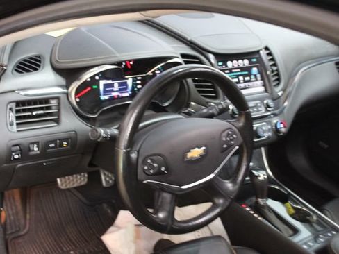 Used 2018 Chevrolet Impala Premier FWD image 14