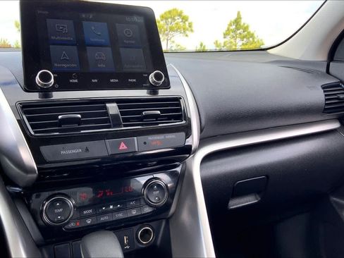 Used 2024 Mitsubishi Eclipse Cross SE image 34