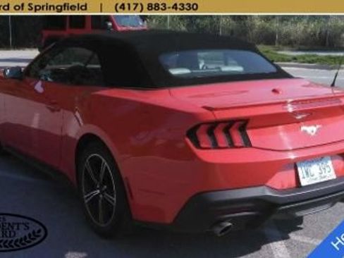 Used 2024 Ford Mustang Premium RWD image 9