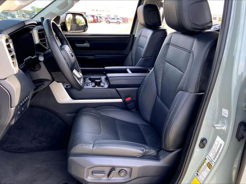 Used 2024 Toyota Tundra Limited w/ Power Package AWD/4WD image 8