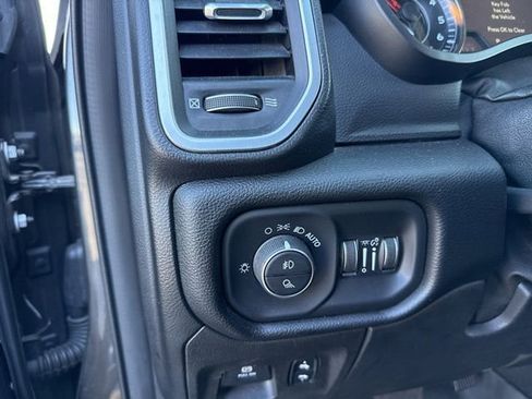 Used 2019 RAM 1500 Big Horn image 15