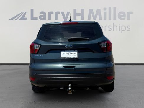 Used 2019 Ford Escape S FWD image 4