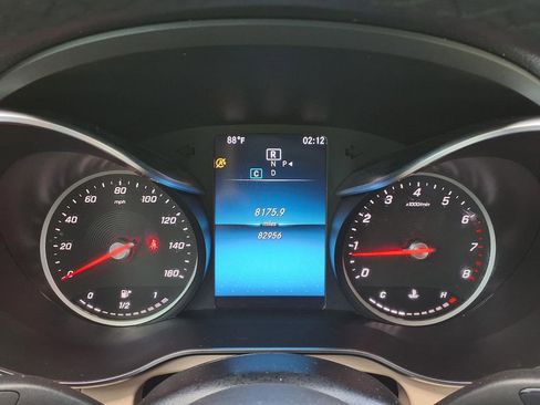 Used 2022 Mercedes-Benz GLC 300 image 36