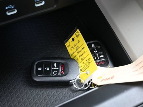 Used 2023 Honda Accord EX image 21