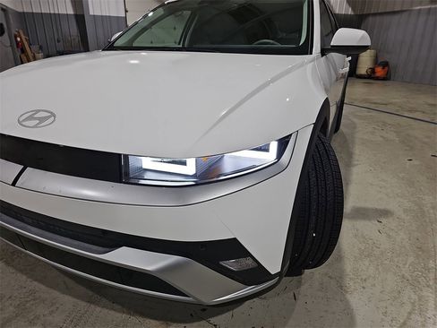 New 2026 Hyundai Ioniq 5 SEL image 33