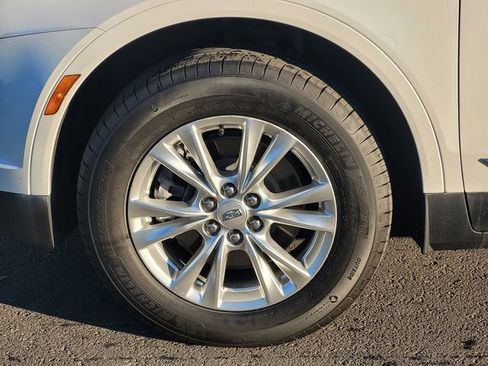 Certified 2022 Cadillac XT5 Luxury image 10