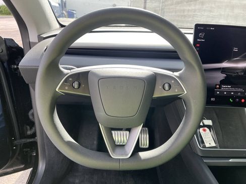 Used 2026 Tesla Model Y Performance AWD/4WD image 15