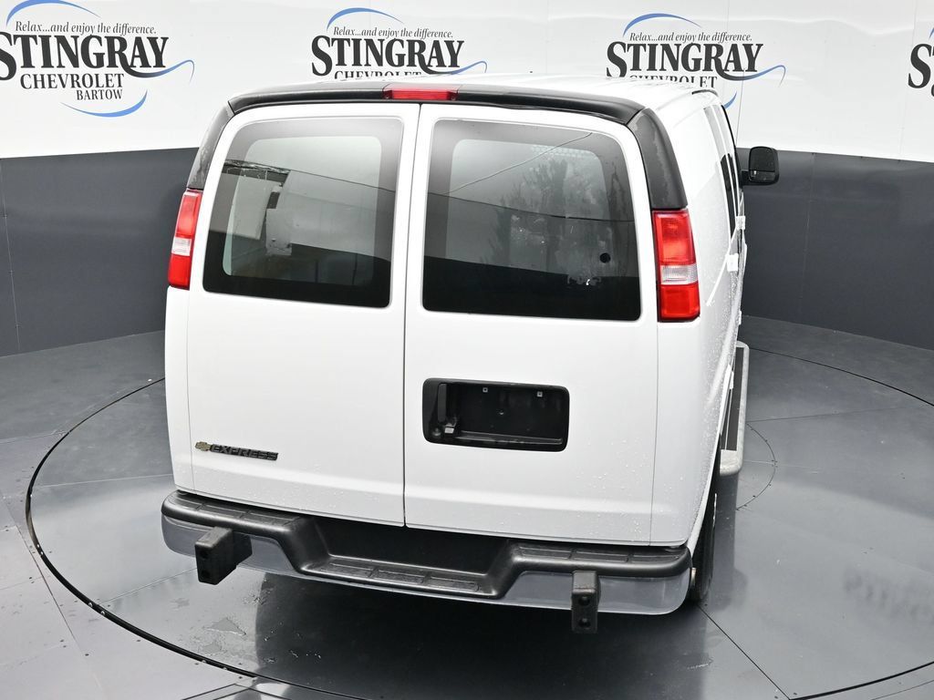 Used 2025 Chevrolet Express 2500 w/ Driver Convenience Package RWD image 23