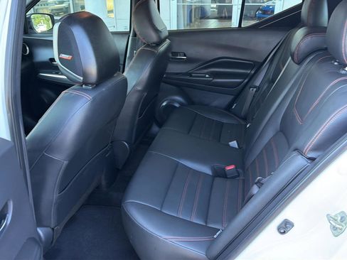 Used 2020 Nissan Kicks SR w/ SR Premium Package FWD image 11