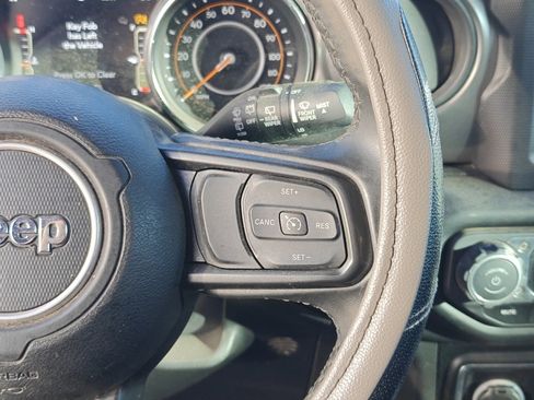 Used 2021 Jeep Wrangler Unlimited Sport image 16