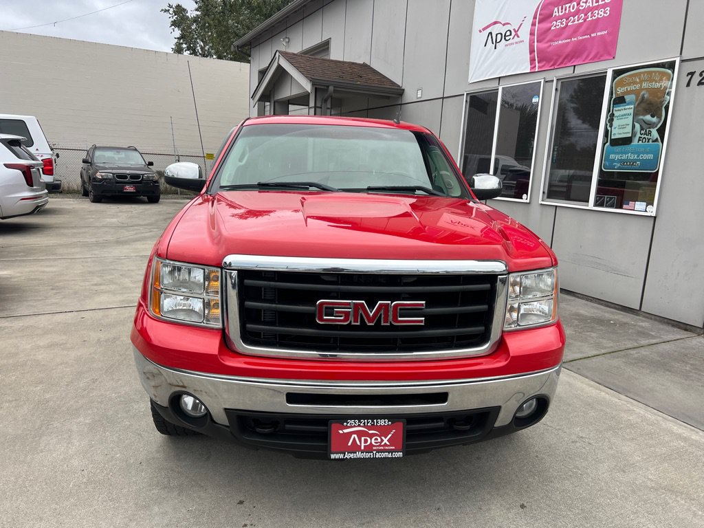 Used 2011 GMC Sierra 1500 SLE w/ Regional Value Package AWD/4WD image 2