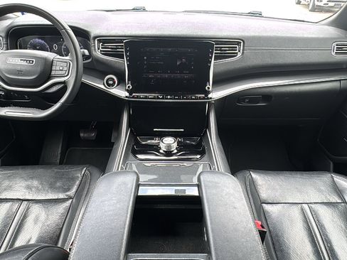 Used 2022 Jeep Wagoneer Series I RWD image 17