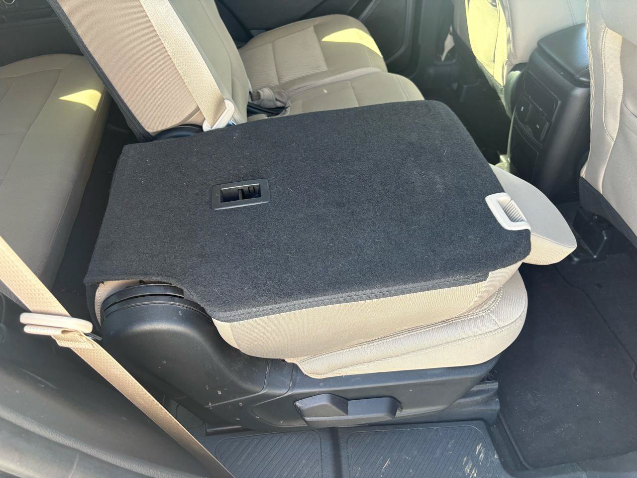 Certified 2022 Ford Explorer XLT RWD image 51