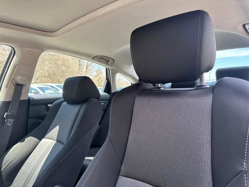 Used 2020 Honda Accord EX image 16