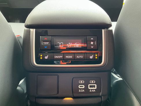 New 2026 Subaru Ascent Limited image 32