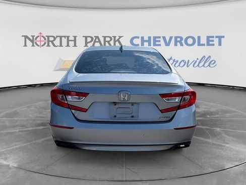 Used 2020 Honda Accord Sport image 4
