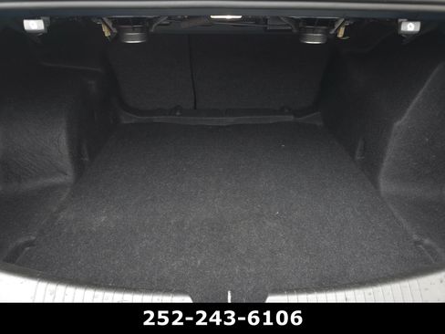 Used 2024 Chevrolet Malibu LT FWD image 32