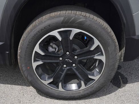 New 2025 Chevrolet Equinox LT w/ Safety and Technology Package image 10