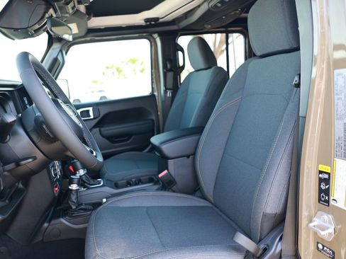 New 2026 Jeep Gladiator Mojave AWD/4WD image 14