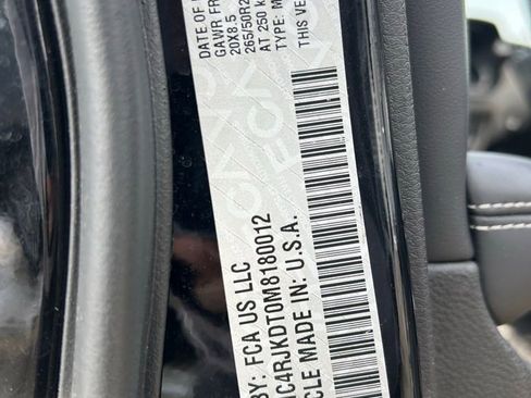 Used 2021 Jeep Grand Cherokee L Overland w/ Luxury Tech Group IV image 14