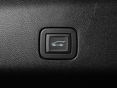 Used 2026 Cadillac Escalade ESV V w/ LPO, ONYX Package AWD/4WD image 14