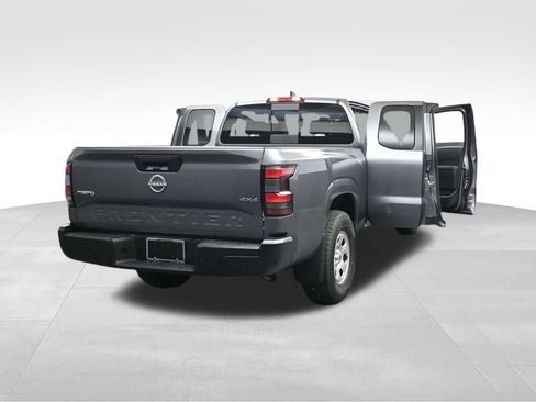 Used 2025 Nissan Frontier S AWD/4WD image 42